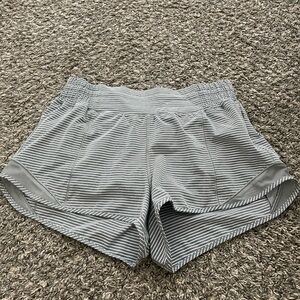 GREY AND WHITE STRIPED LULULEMON SHORTS SIZE 6
